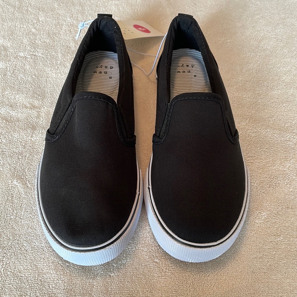 NEW - A New Day Women's Mille Twin Gore Apparel Sneakers 5W